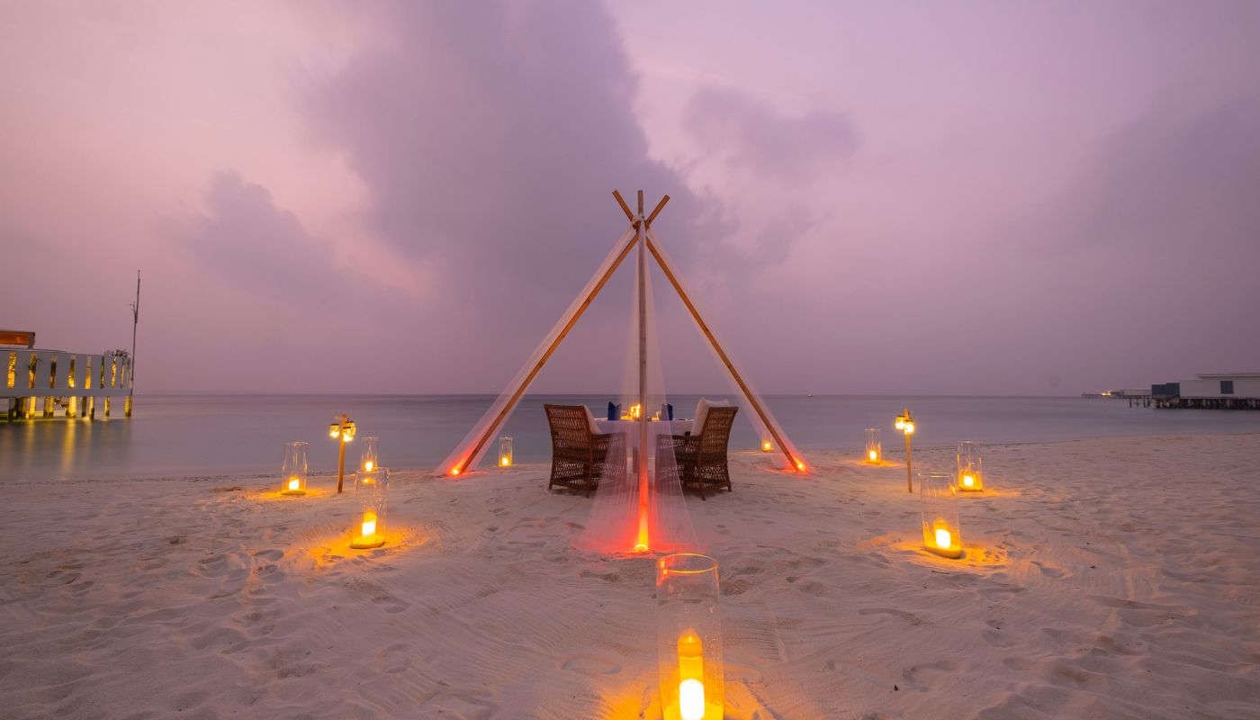 Hotel Amilla - Cena romántica en la playa